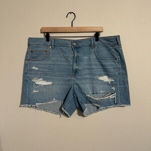American Eagle Plus Size Light Blue Distressed Jean Shorts | Size 20